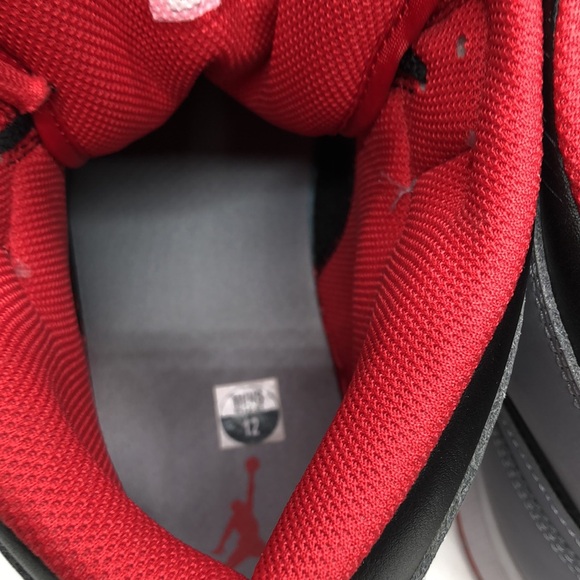 Mens Jordan 1 MID Grey/Black/Red DQ8426-006 USED Sz12 - Picture 7 of 10